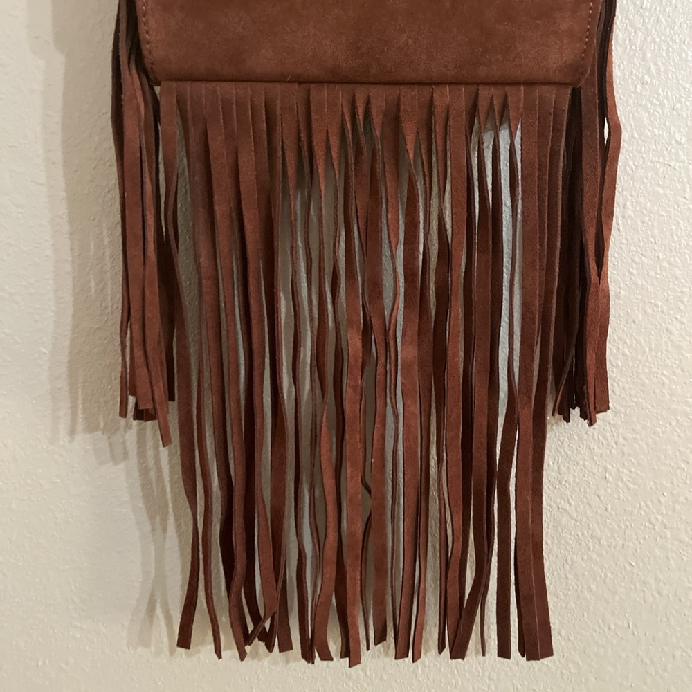 Brother Vellies Brown fringe crossbody bag with chain detail - Picture 5 of 14